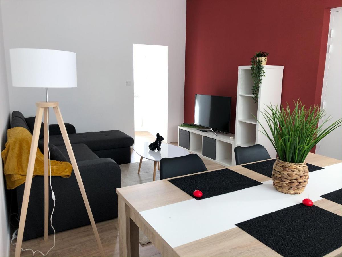 סומור Grand Appartement Fonctionnel Proche Centre-Ville מראה חיצוני תמונה